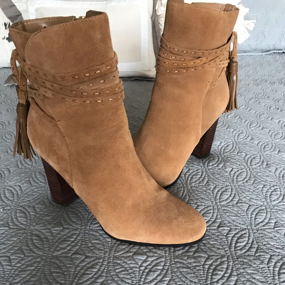 Saks Fifth Avenue heeled ankle booties